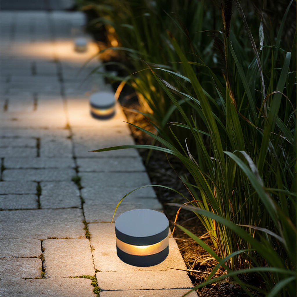 110v Landscape Lights LED Outdoor Waterproof Minimalist Outdoor Lights