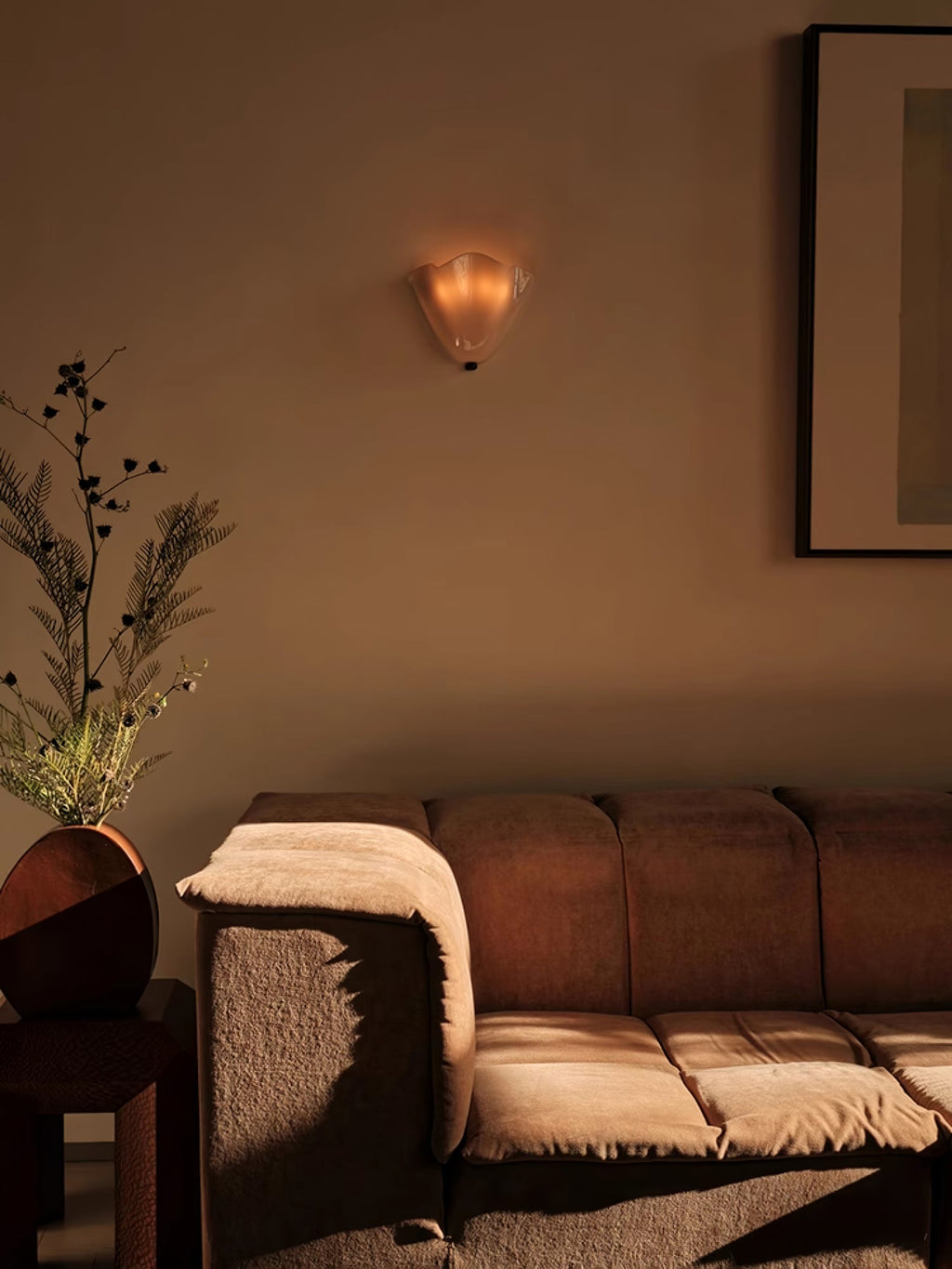 Petalia Petal Wall Light