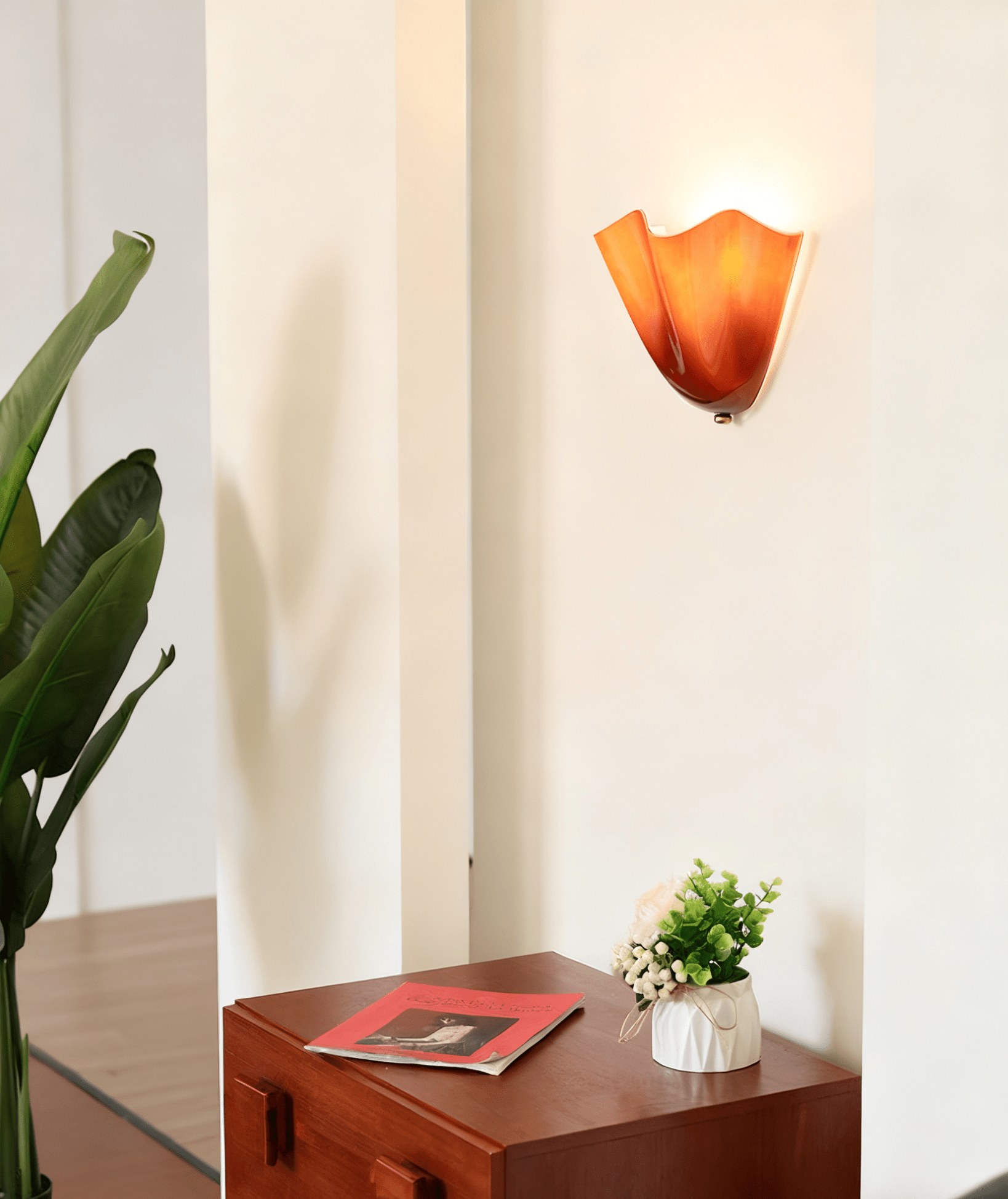 Petalia Petal Wall Light
