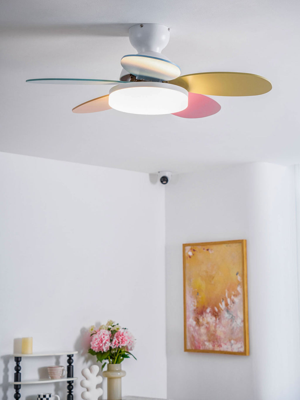 Petalo Ceiling Fan with Light