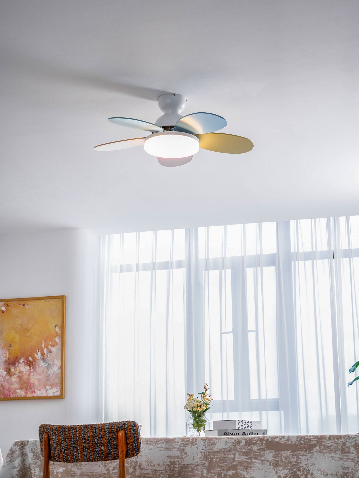 Petalo Ceiling Fan with Light