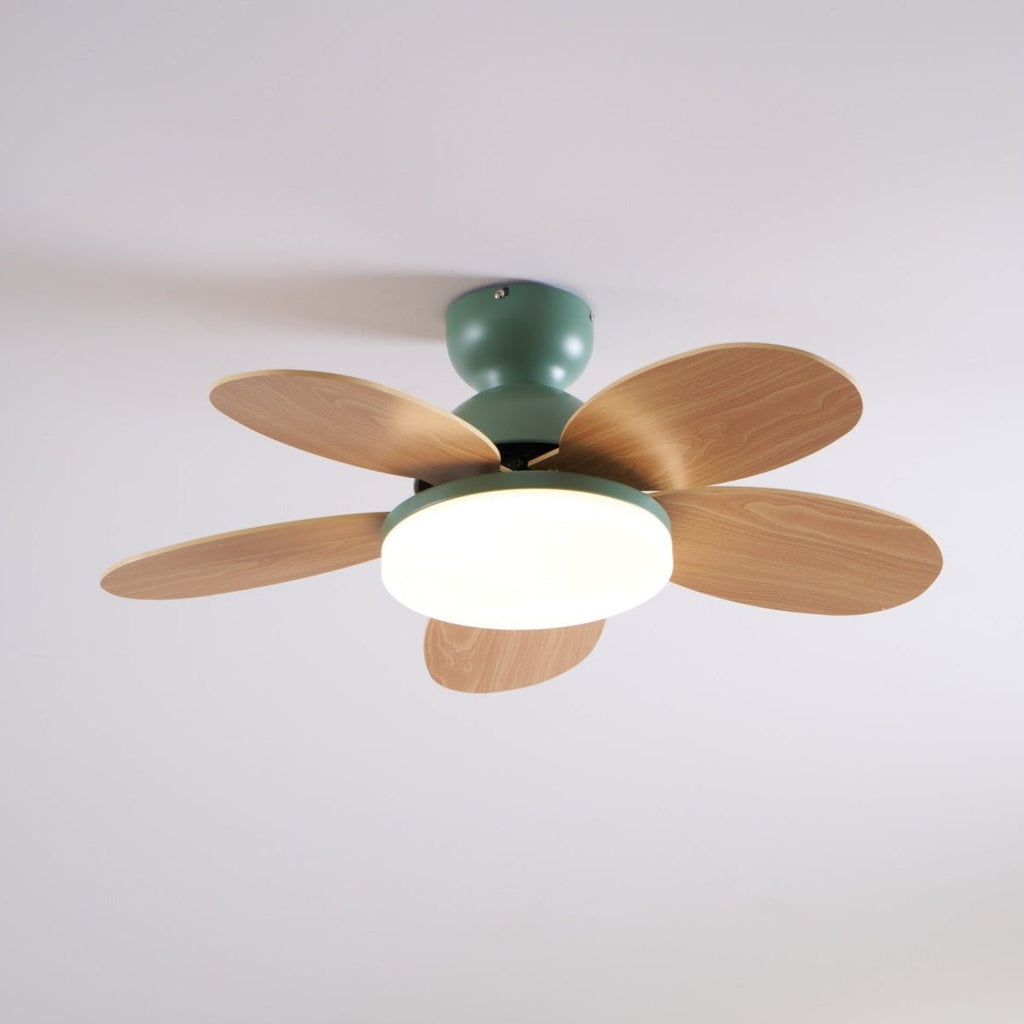 Petalo Ceiling Fan with Light
