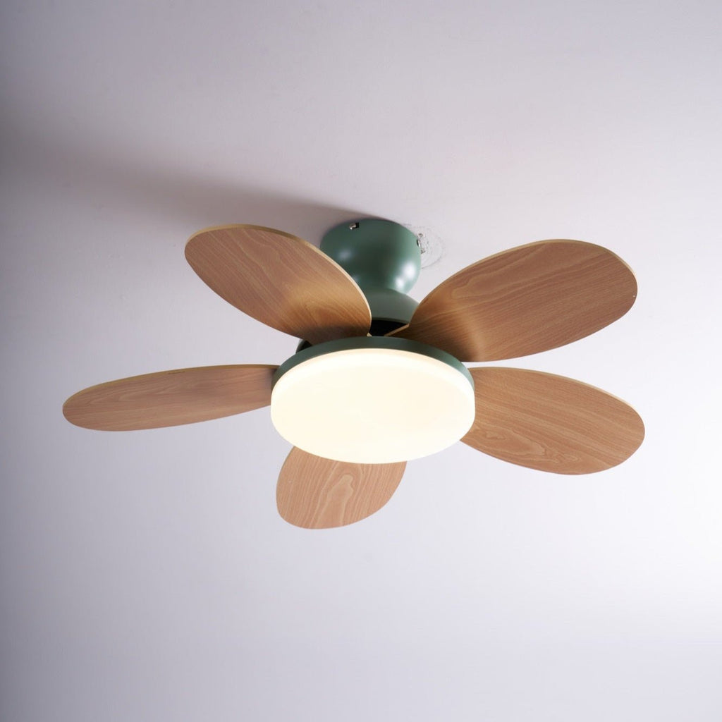 Petalo Ceiling Fan with Light