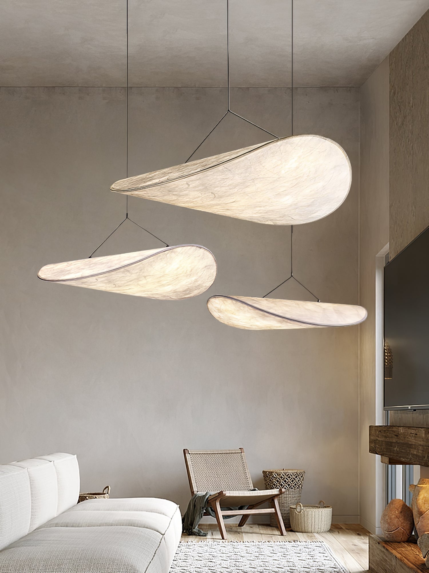 Tense Linear Pendant Light