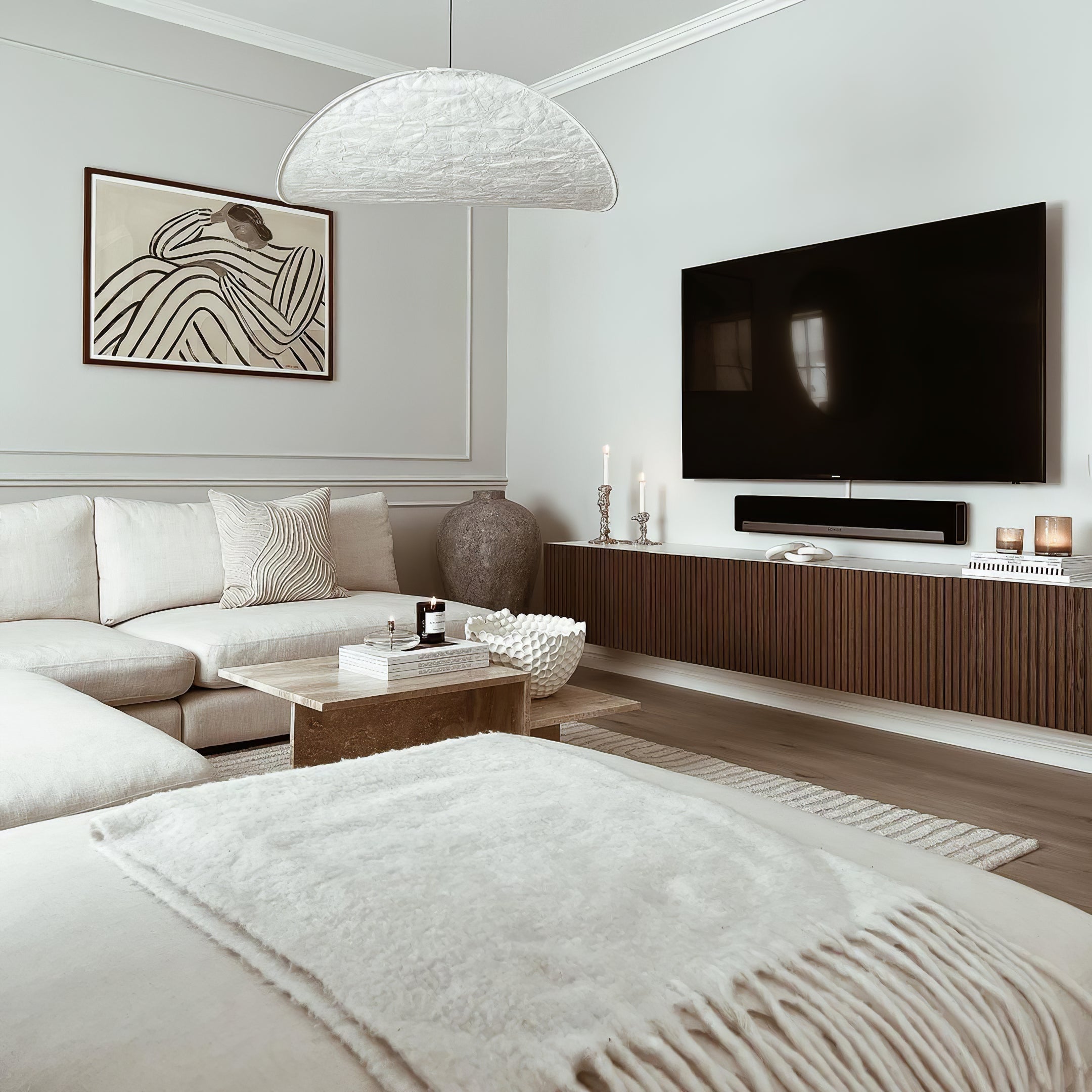 Tense Linear Pendant Light
