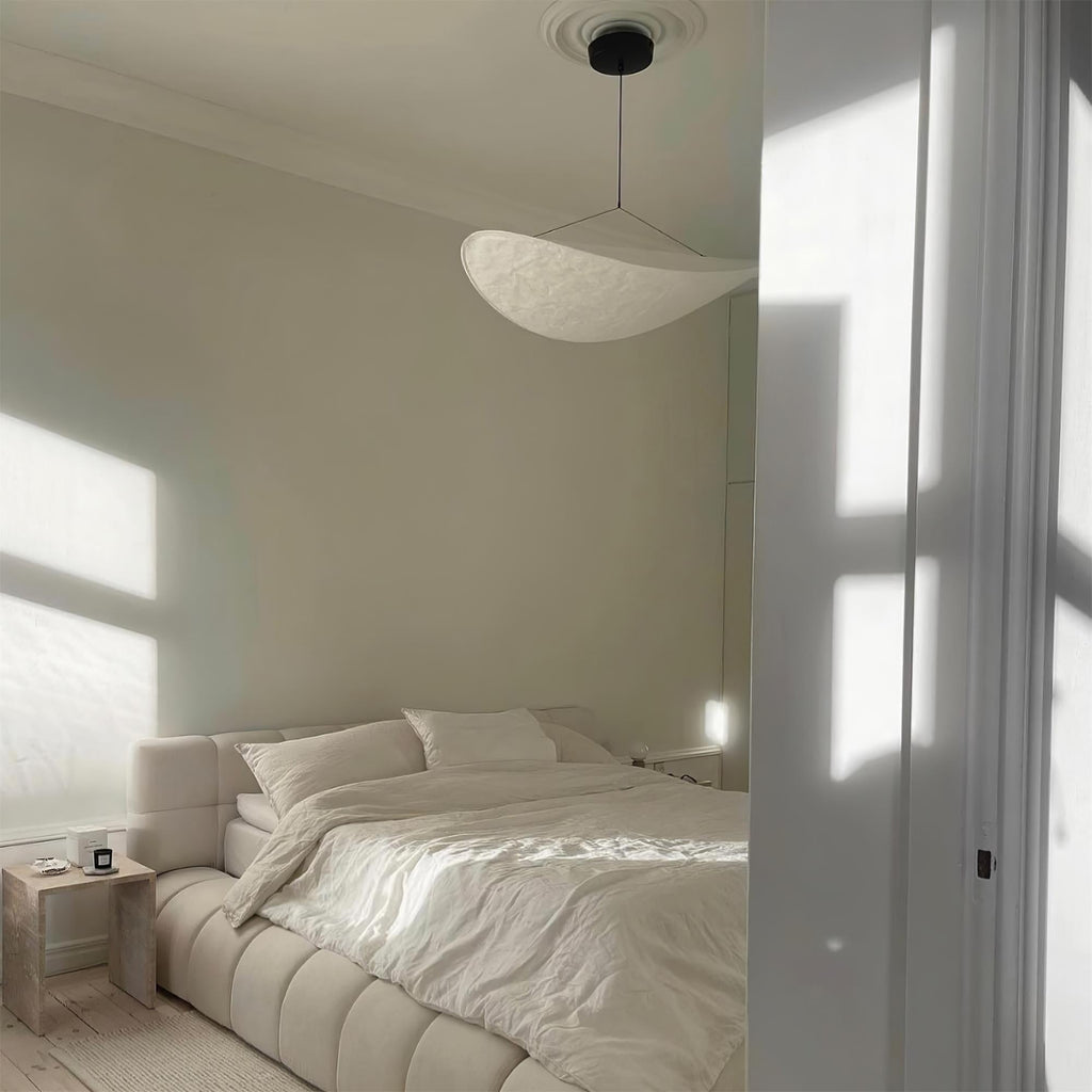 Tense Linear Pendant Light