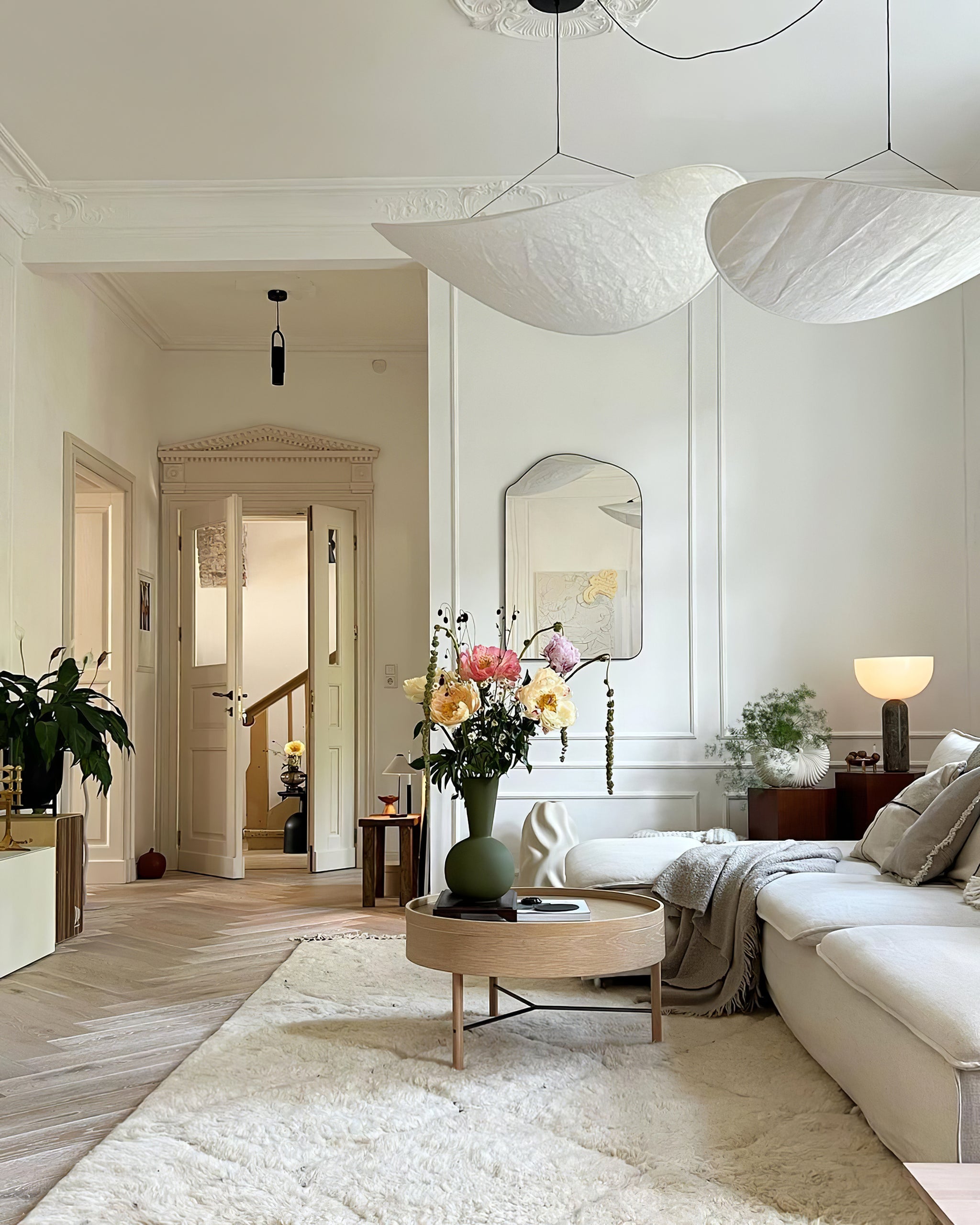 Tense Linear Pendant Light