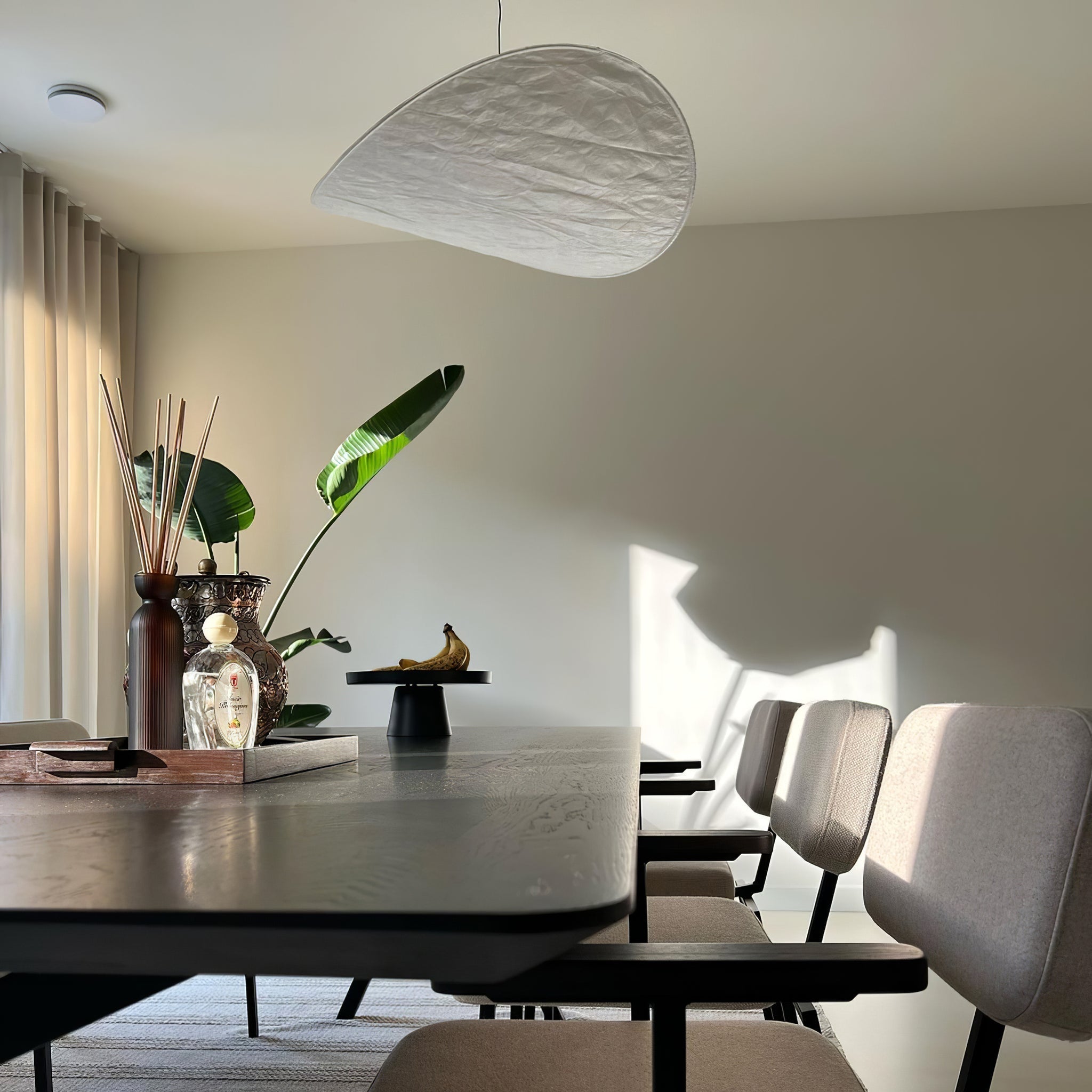 Tense Linear Pendant Light