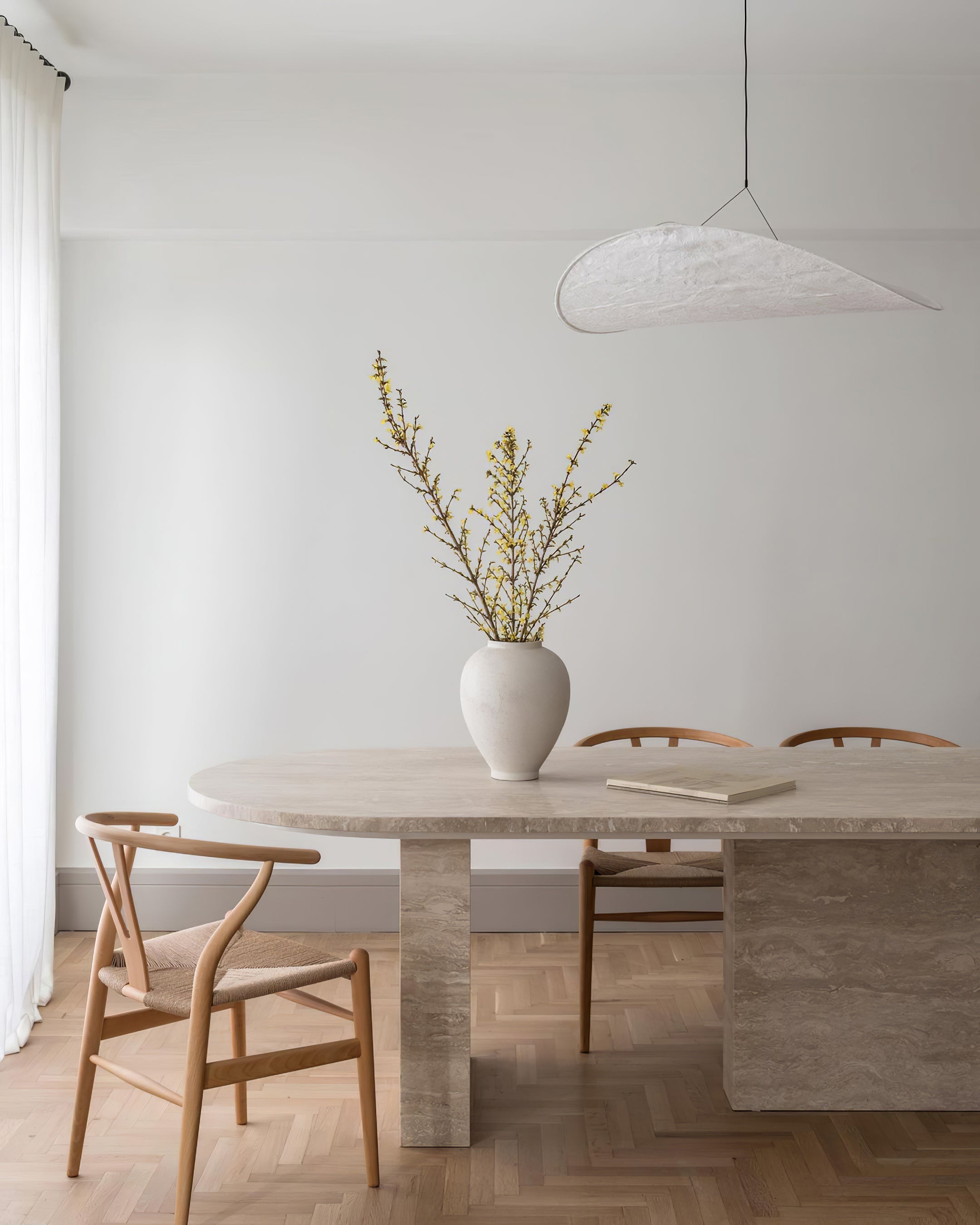 Tense Linear Pendant Light