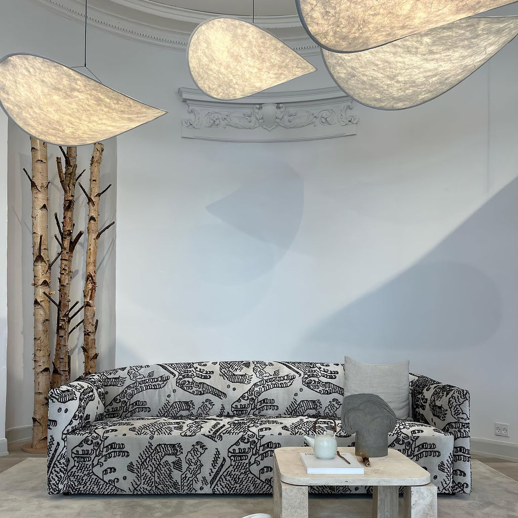 Tense Linear Pendant Light