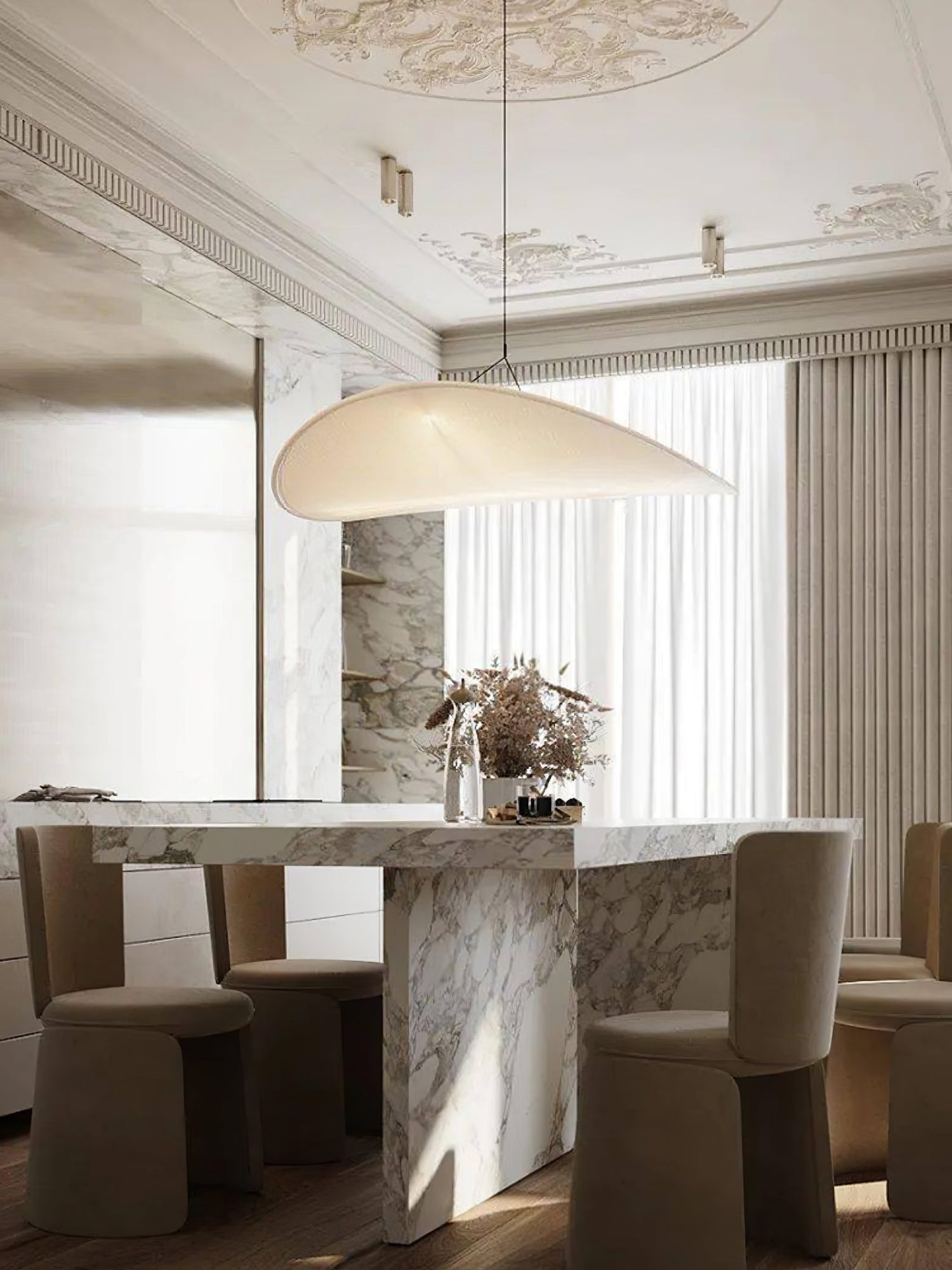 Tense Linear Pendant Light
