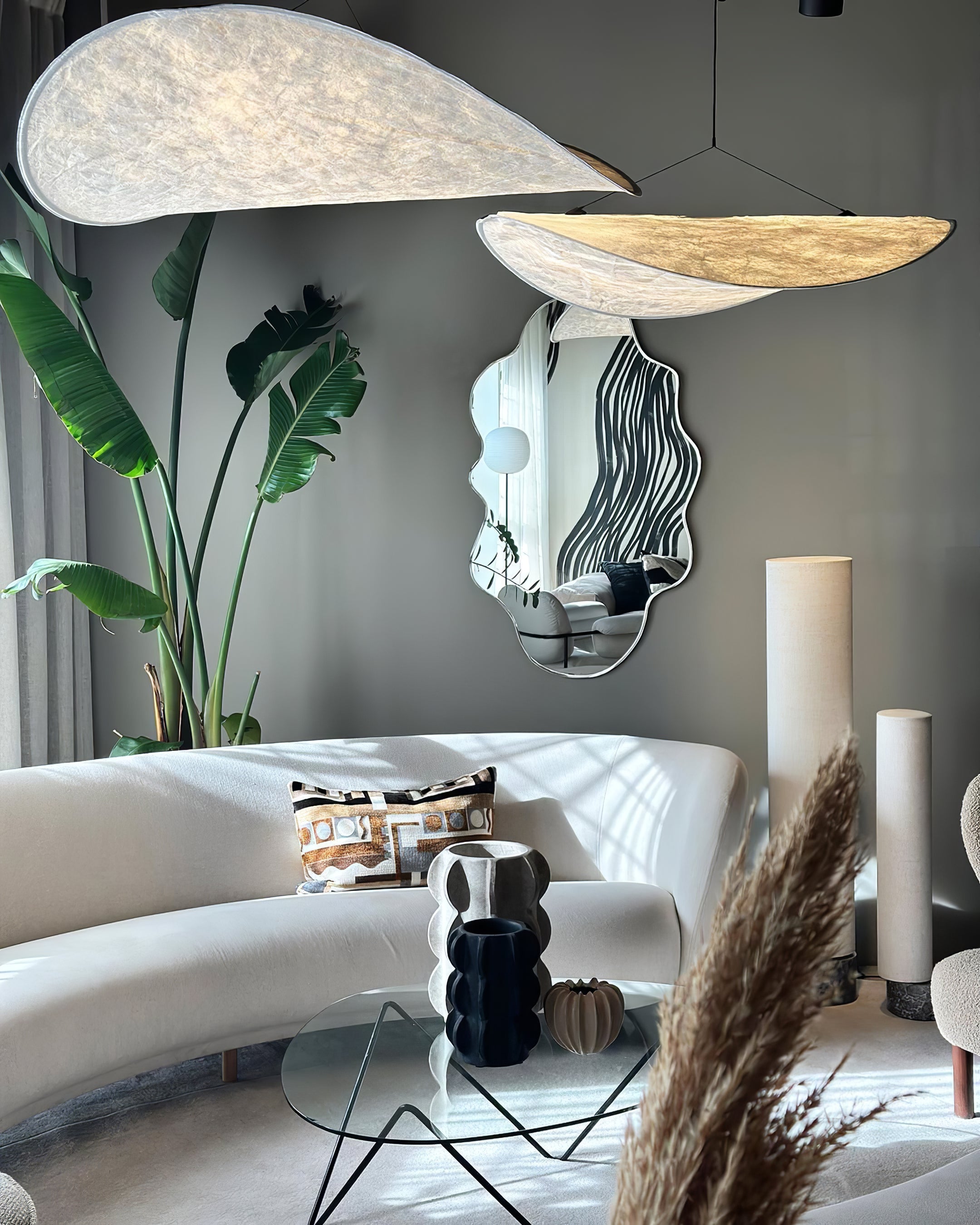 Tense Linear Pendant Light