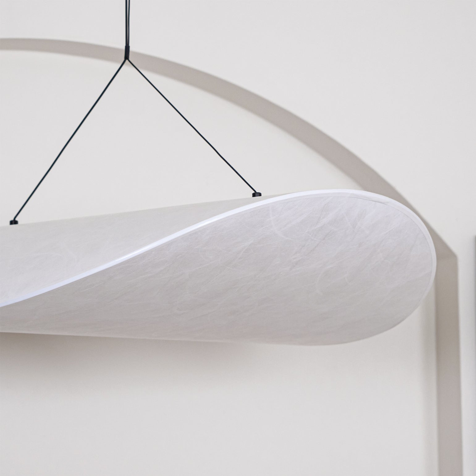 Tense Linear Pendant Light