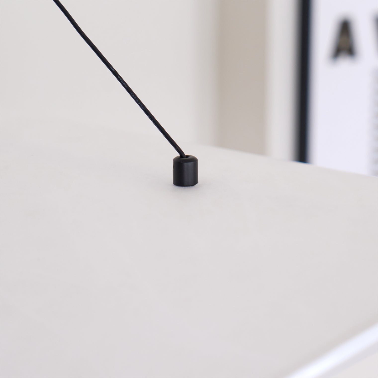 Tense Linear Pendant Light