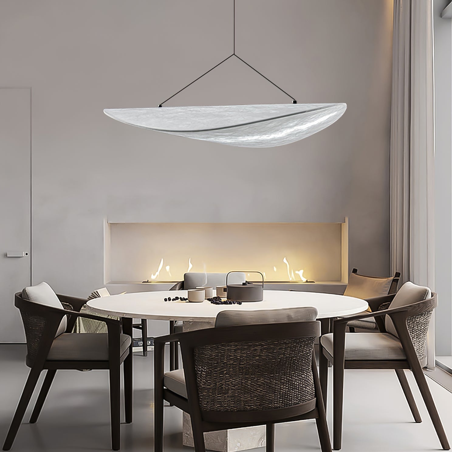 Tense Linear Pendant Light