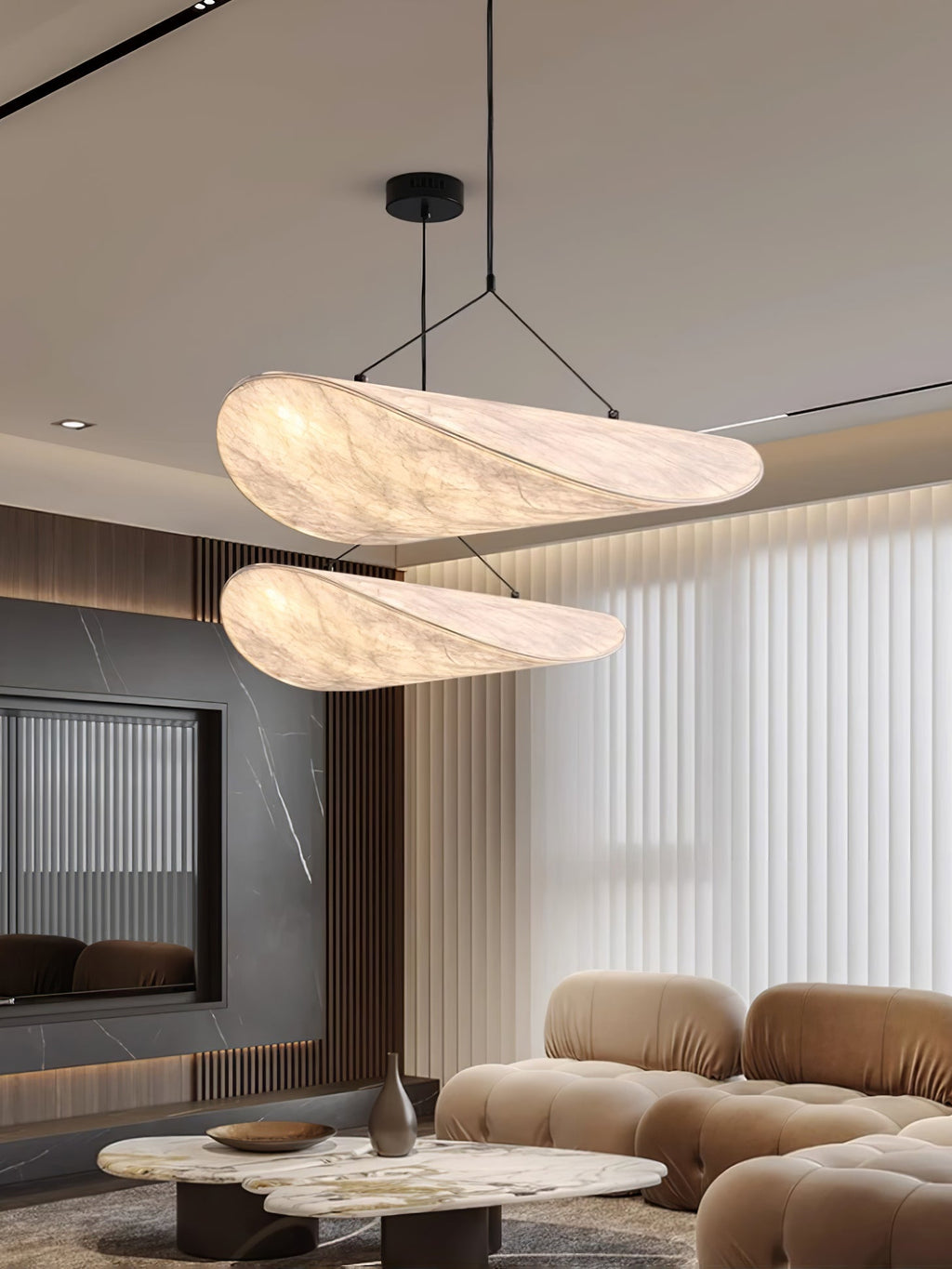 Tense Linear Pendant Light
