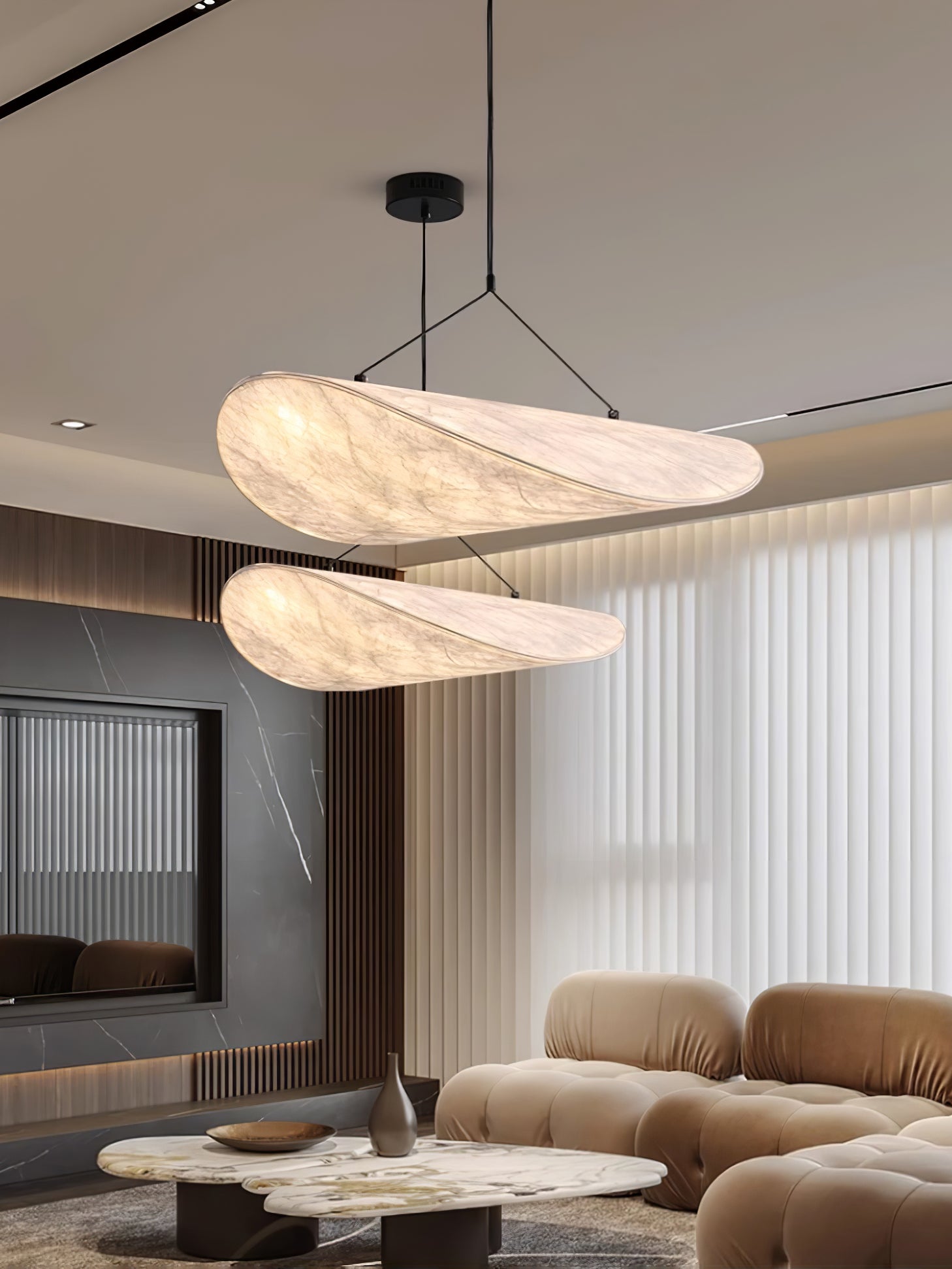 Tense Linear Pendant Light