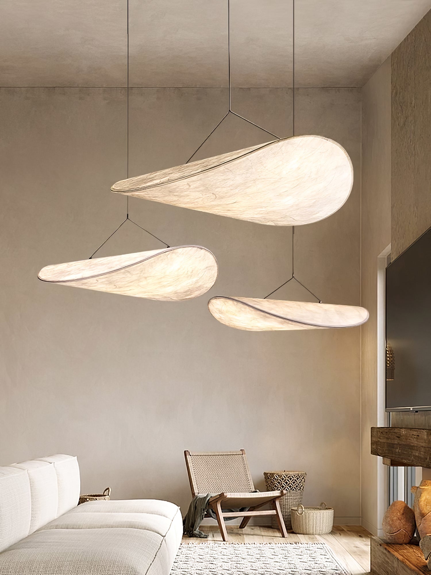 Tense Linear Pendant Light