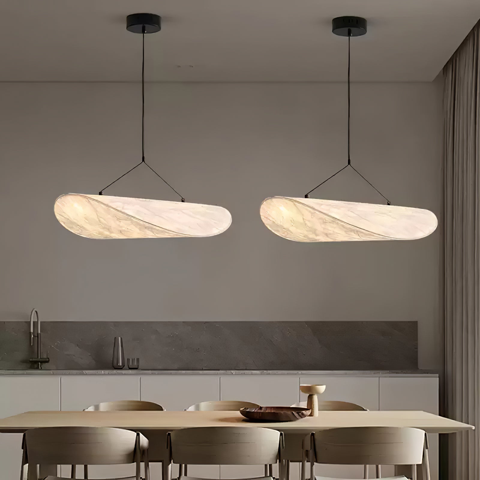 Tense Linear Pendant Light