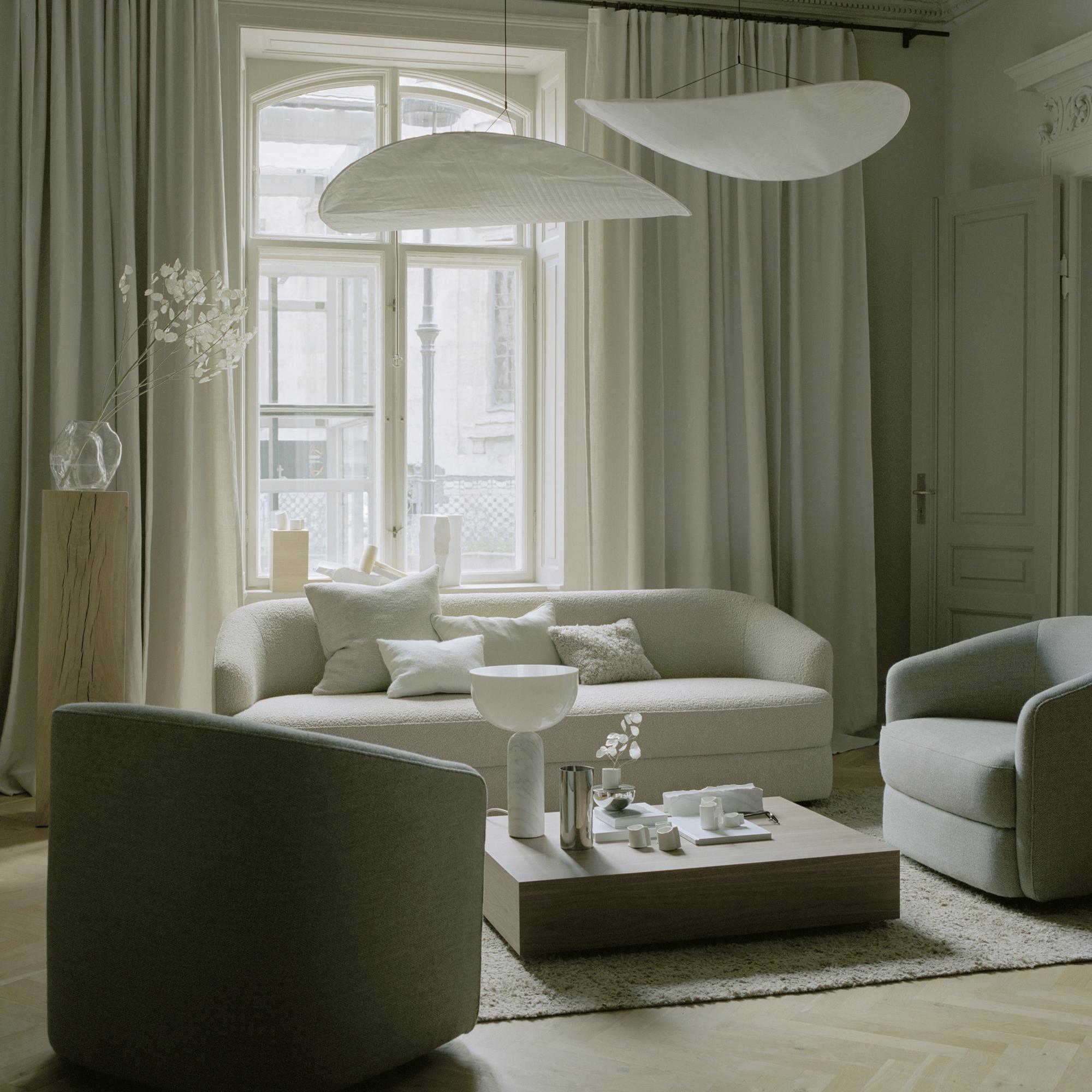 Tense Linear Pendant Light