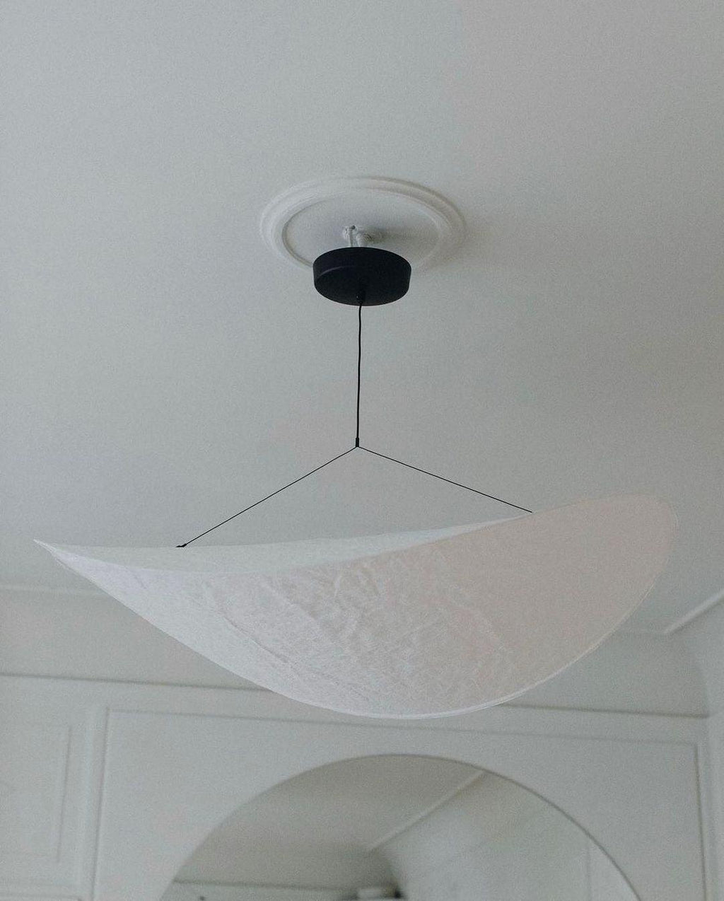 Tense Linear Pendant Light