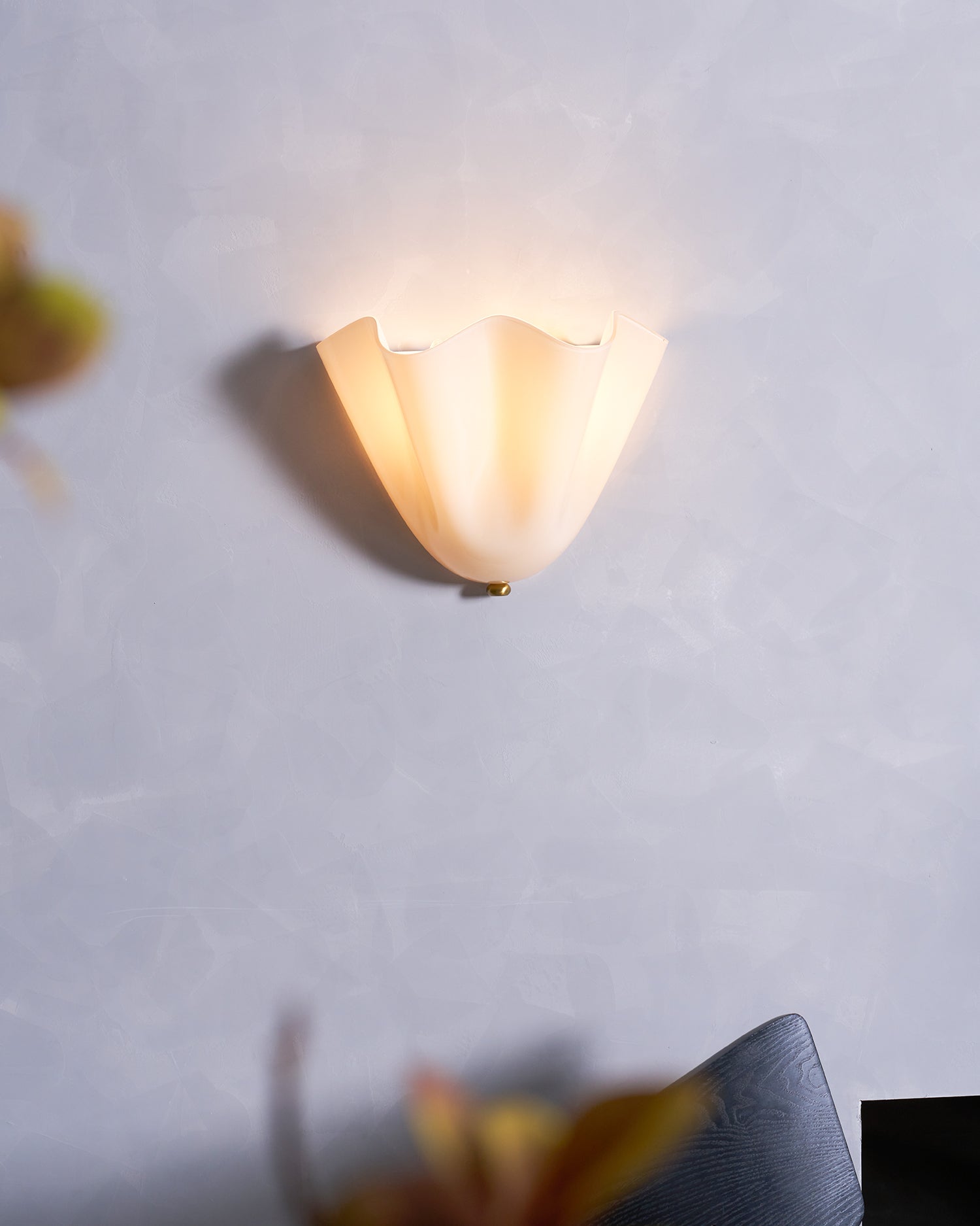 Petalia Petal Wall Light