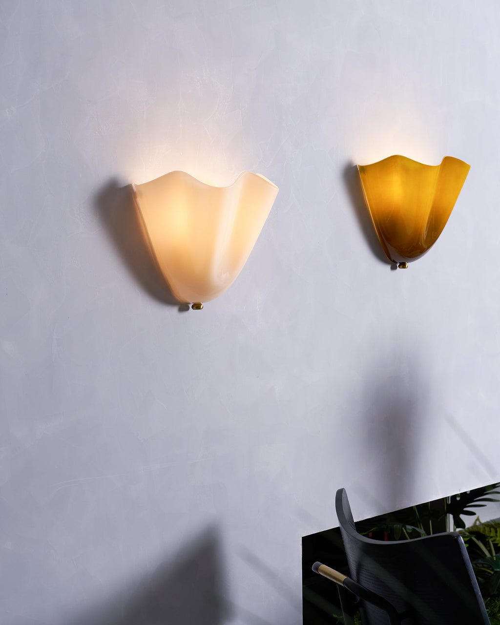 Petalia Petal Wall Light
