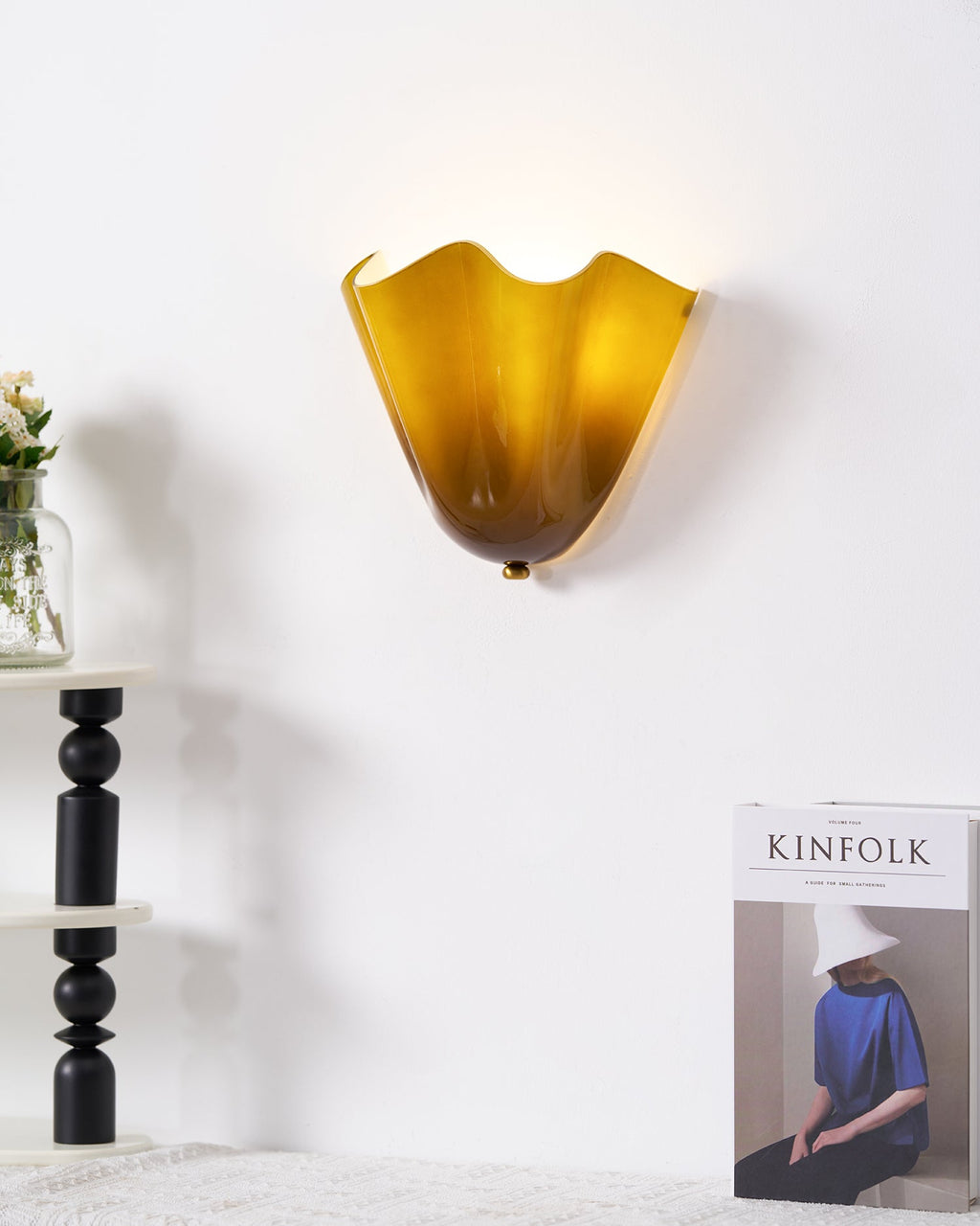 Petalia Petal Wall Light
