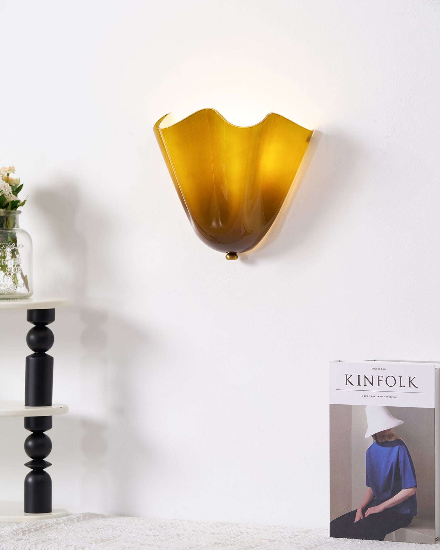 Petalia Petal Wall Light