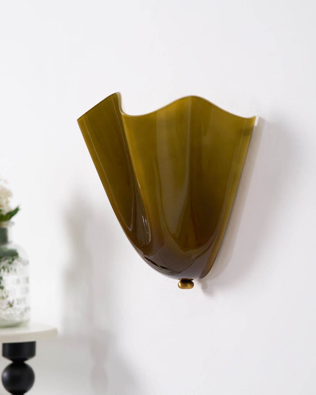 Petalia Petal Wall Light