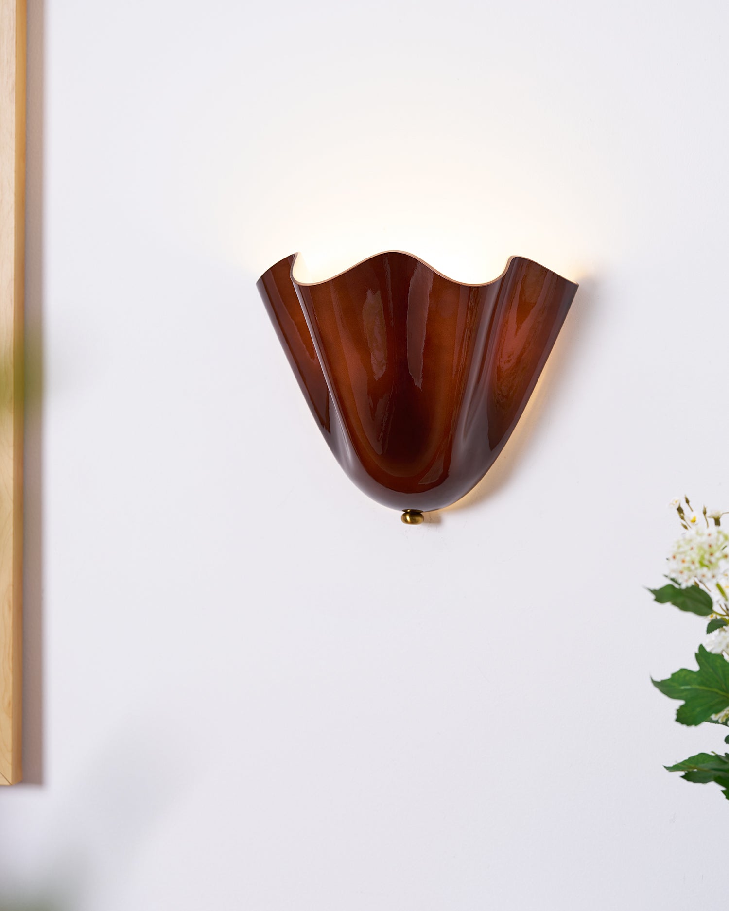 Petalia Petal Wall Light