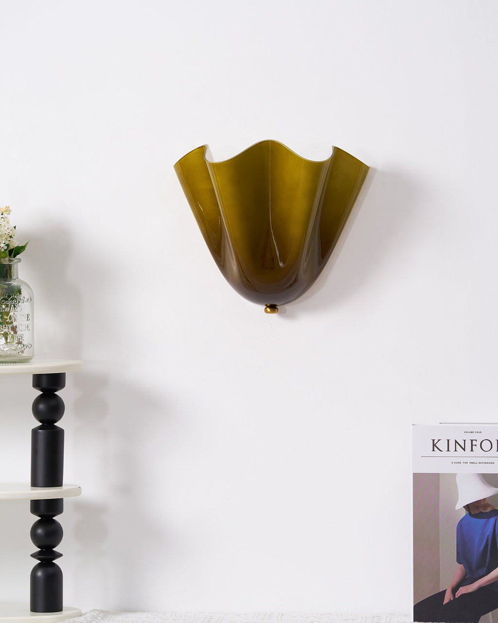 Petalia Petal Wall Light